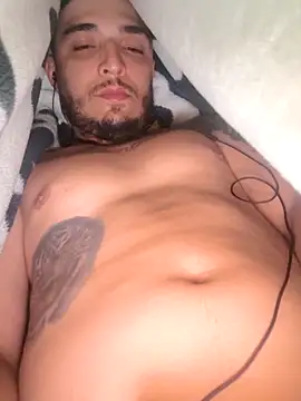 Snapshot of mohamedkarimm chatting on 12.03.25 mohamedkarimm online show from 12.03.25