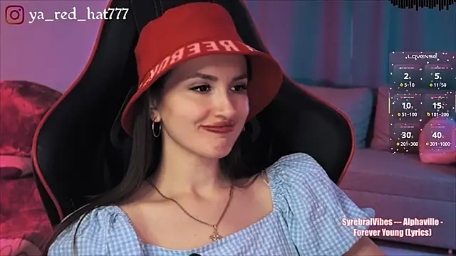 Snapshot of -RED_HAT- chatting on 07.19.26 -RED HAT- online show from 07.19.26