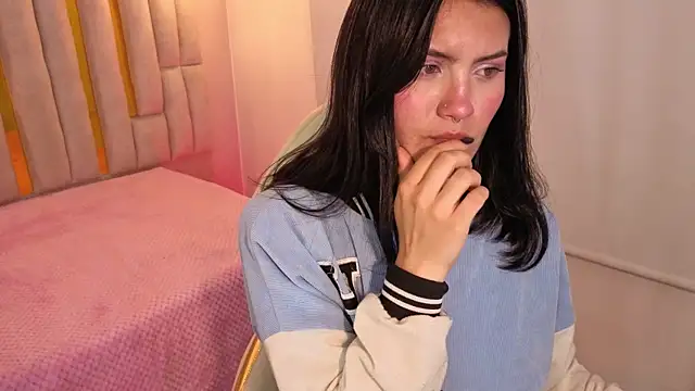 Brandy collinss online show from 04.27.26