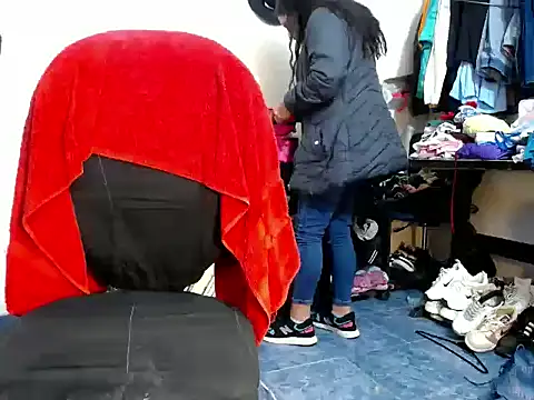 Tiff Dirty69 online show from 01.18.26