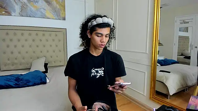 Snapshot of AlexaBellanova chatting on 06.28.26 AlexaBellanova online show from 06.28.26