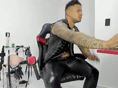 master leather online show from 06.06.26