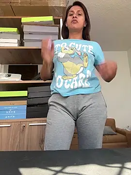 Snapshot of valeria_absurdah chatting on 12.03.25 valeria absurdah online show from 12.03.25