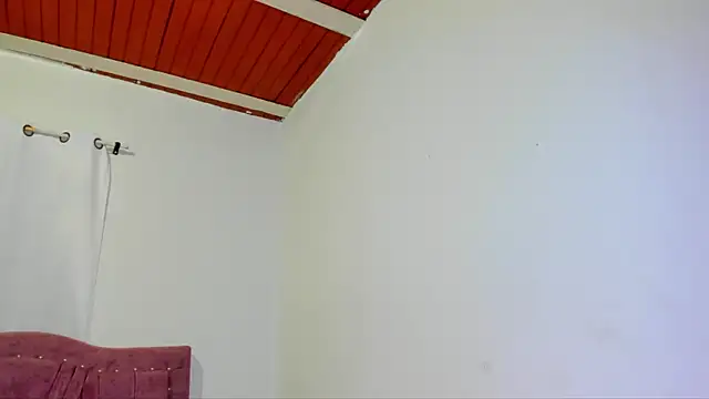 Snapshot of yourlatina_emely chatting on 01.16.26 yourlatina emely online show from 01.16.26