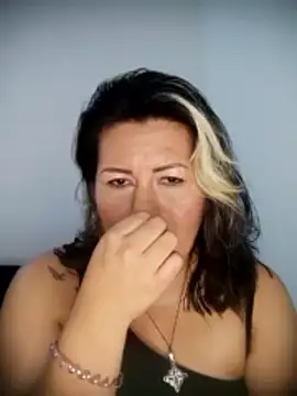 Snapshot of angi_daw chatting on 02.13.26 angi daw online show from 02.13.26