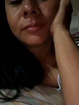 Aleja-198522 online show from 11.15.25