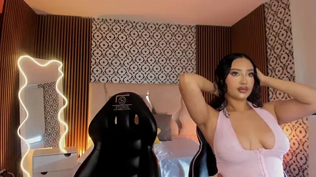 Snapshot of Joselyn_tay chatting on 07.19.26 Joselyn tay online show from 07.19.26