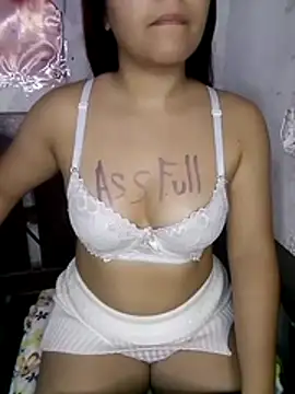 Girl Nasty Dirty online show from 12.02.25