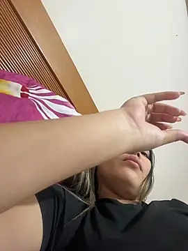 Anna Bitch Disgusting online show from 03.11.26