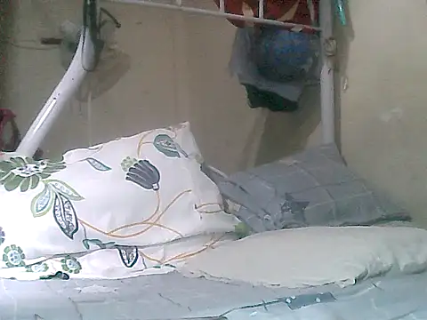 Snapshot of loriepinay46 chatting on 01.07.26 loriepinay46 online show from 01.07.26