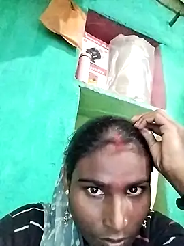 Big Lovexx online show from 11.22.25