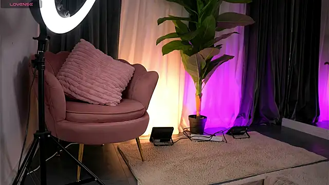 WendyyLuv online show from 06.19.26