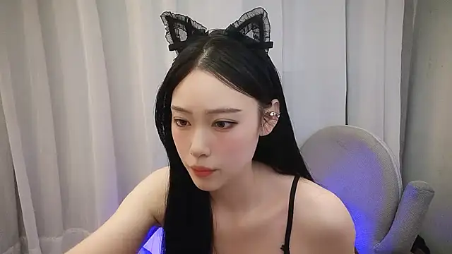 hayuyuyu online show from 04.28.26