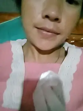 Snapshot of Micky_baby chatting on 06.19.26 Micky baby online show from 06.19.26