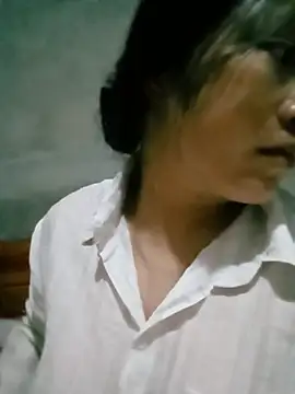 Snapshot of Micky_baby chatting on 07.25.26 Micky baby online show from 07.25.26