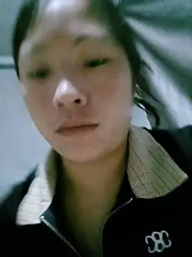 Snapshot of Micky_baby chatting on 07.28.26 Micky baby online show from 07.28.26