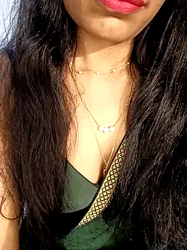 Angelic Princess online show from 11.28.25