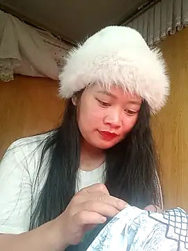 Snapshot of LyZii2k7 chatting on 11.18.25 LyZii2k7 online show from 11.18.25