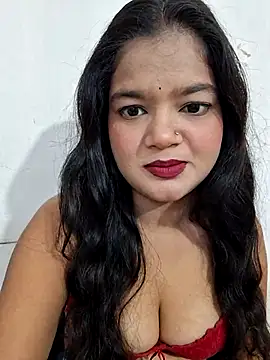 Snapshot of DIMPLE-GIRL88 chatting on 11.17.25 DIMPLE-GIRL88 online show from 11.17.25