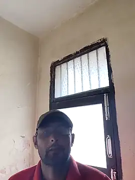 CreamyLetter4 online show from 11.24.25