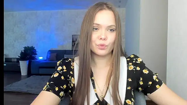 Snapshot of Kira_love_81 chatting on 05.14.26 Kira love 81 online show from 05.14.26