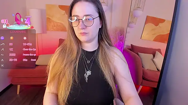 EmmaBloomm online show from 11.30.25