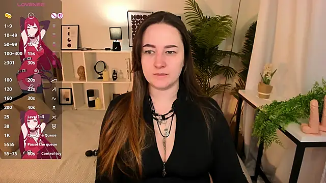 EmmaBloomm online show from 02.12.26
