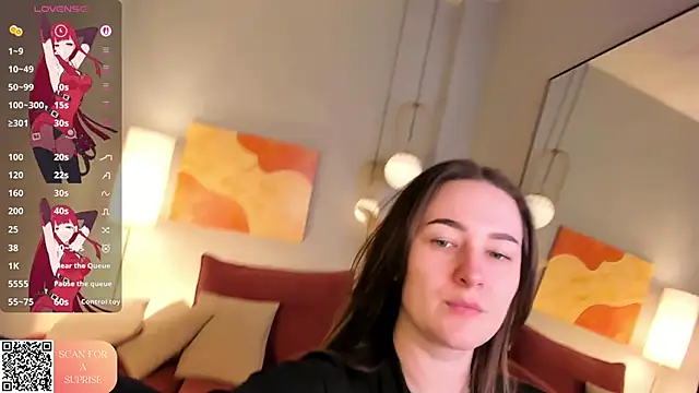 EmmaBloomm online show from 05.08.26