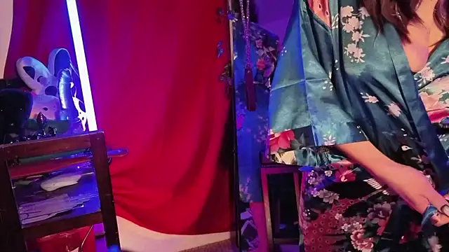 AshenRoe online show from 05.30.26
