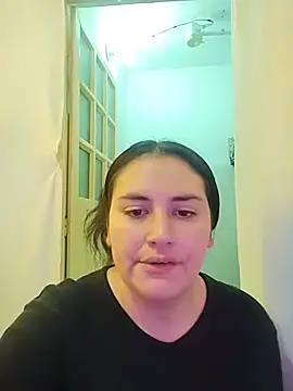 White Queen 1 online show from 11.14.25