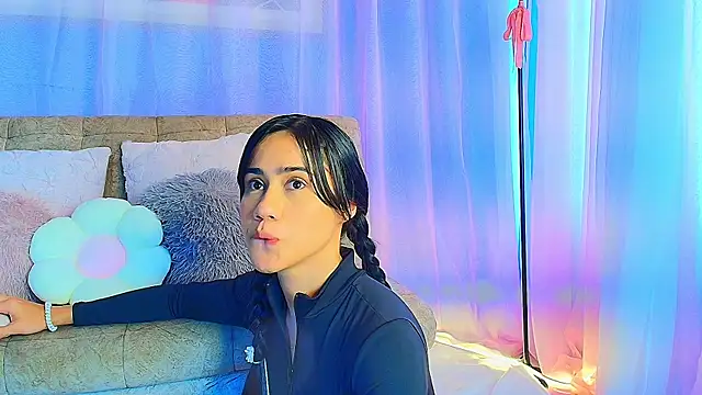lizzy kane online show from 04.26.26