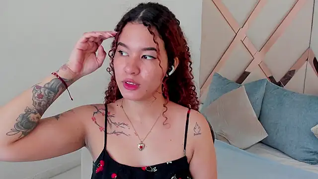 avrilwaynee online show from 03.12.26