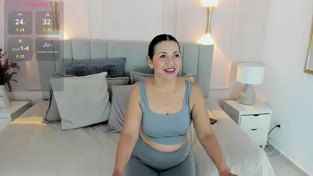 Dulce emi online show from 04.27.26