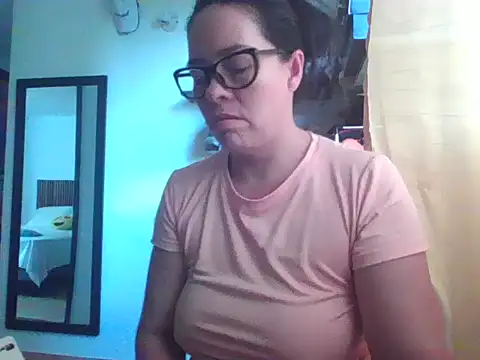 caroline 47 online show from 04.30.26