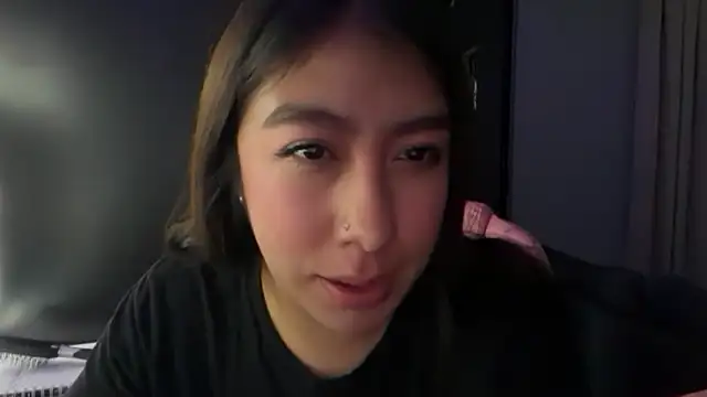 Snapshot of BabiSander11 chatting on 12.04.25 BabiSander11 online show from 12.04.25