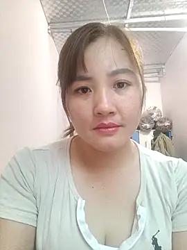 Snapshot of Little-Red123 chatting on 11.17.25 Little-Red123 online show from 11.17.25