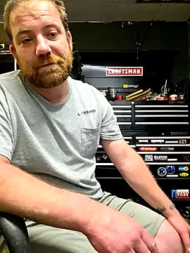 Snapshot of Txweld69 chatting on 12.05.25 Txweld69 online show from 12.05.25