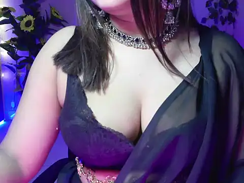Saira Hotty online show from 02.08.26