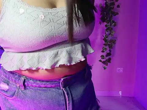 Saira Hotty online show from 03.18.26