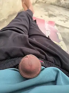 Ritik143jhil online show from 11.27.25