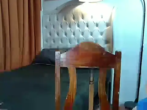 Snapshot of wild_tamarra chatting on 11.27.25 wild tamarra online show from 11.27.25