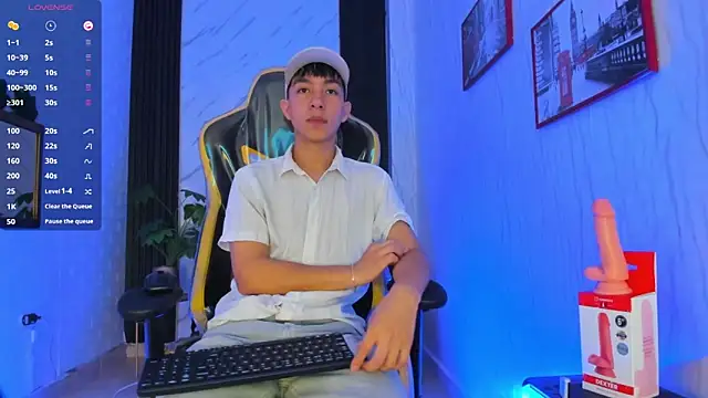 Snapshot of sam_kato chatting on 11.20.25 sam kato online show from 11.20.25