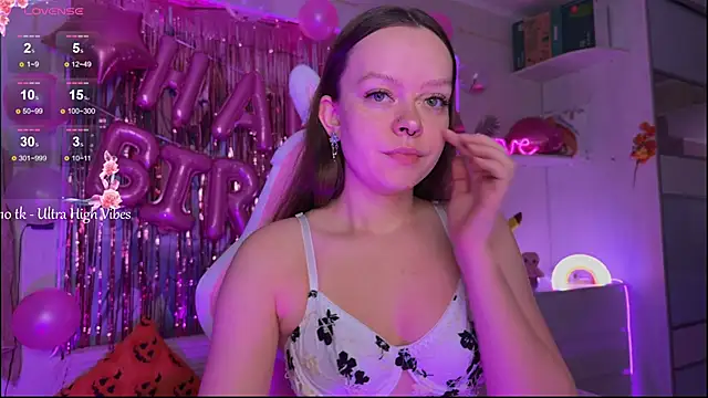 CheekySashaCharm online show from 12.14.25