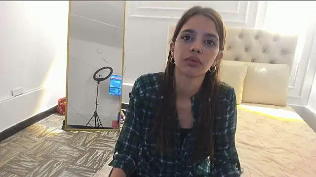 nicolvibes 212 online show from 02.04.26