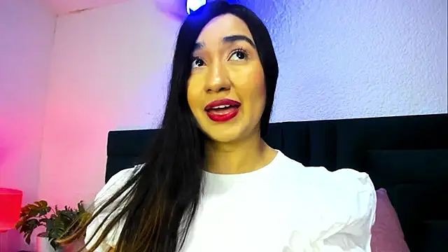 VictoriaRouge  online show from 07.26.26