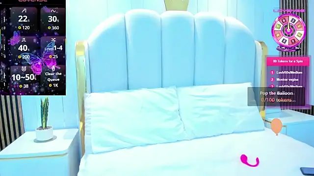 roxyflame  online show from 04.21.26