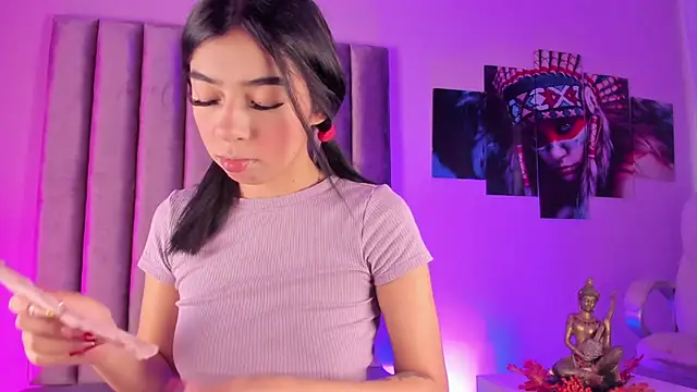 GabrielaSuarez  online show from 05.05.26