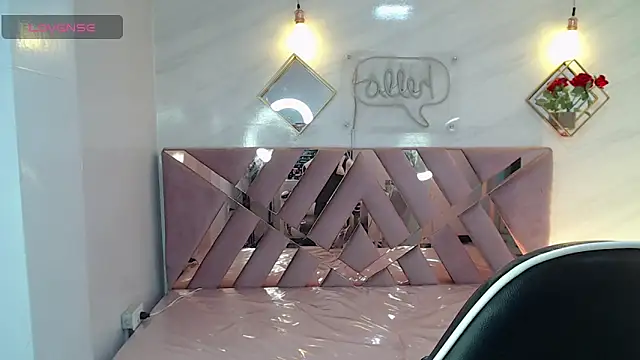 Evy Luxx v online show from 12.19.25