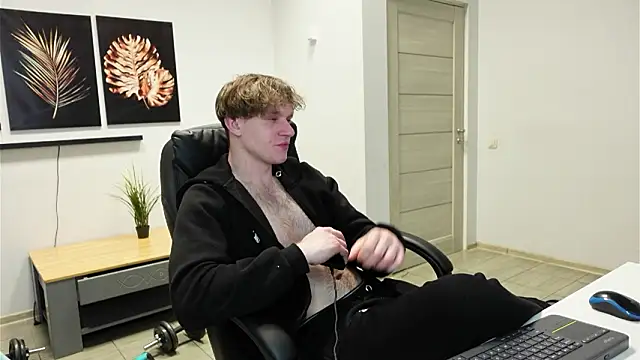 Snapshot of Charles_Dreams chatting on 02.11.26 Charles Dreams online show from 02.11.26