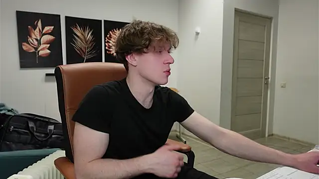 Snapshot of Charles_Dreams chatting on 03.05.26 Charles Dreams online show from 03.05.26